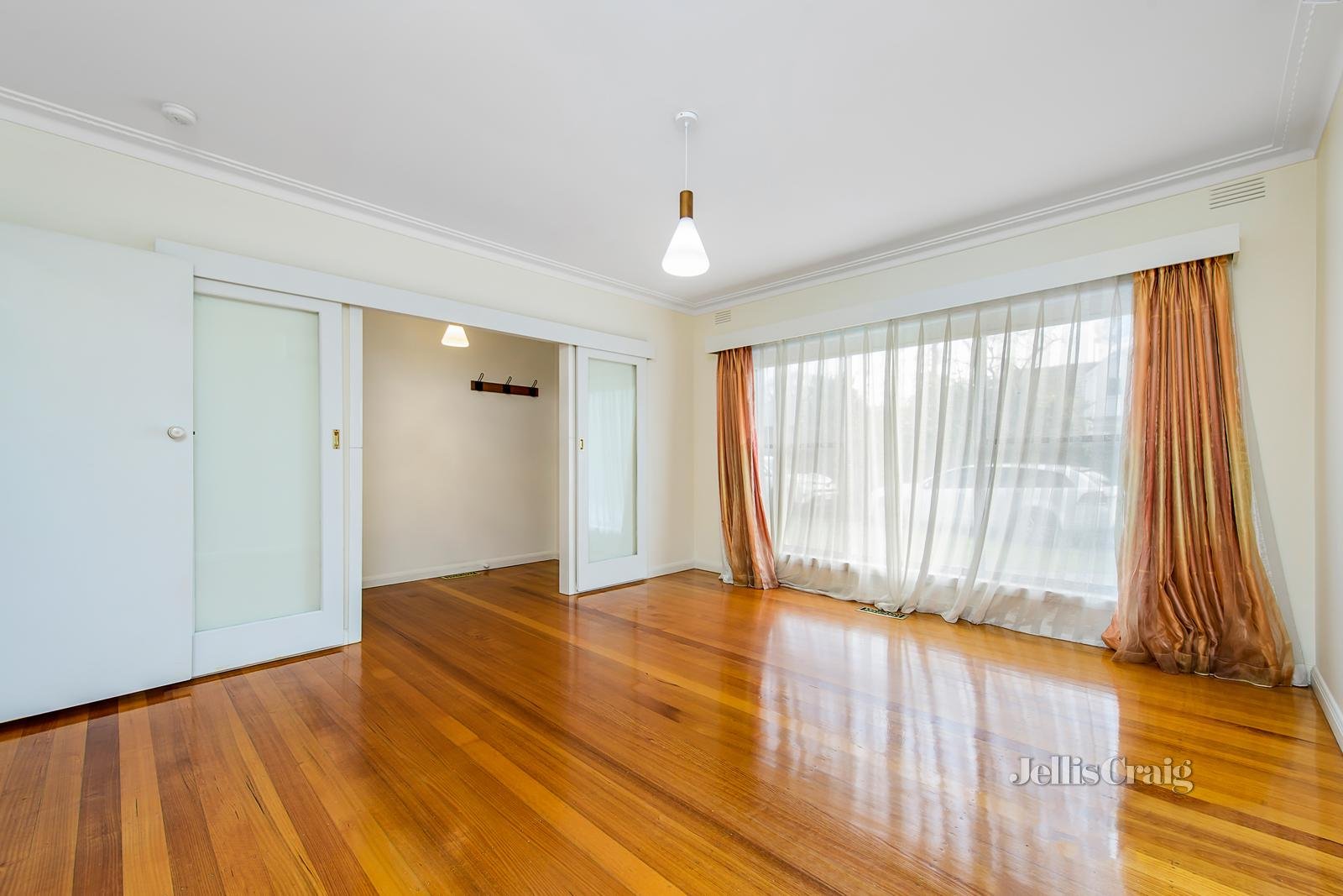 3/1 Meyer Road, Burwood image 2