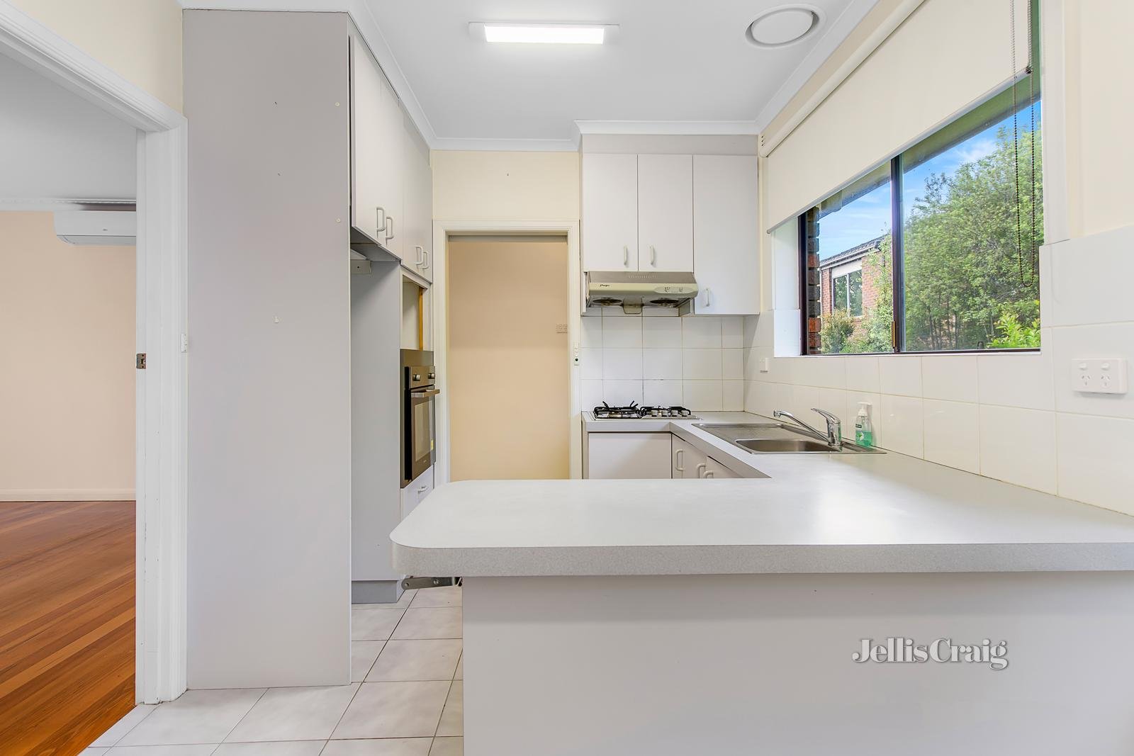 3/1 Meyer Road, Burwood image 3