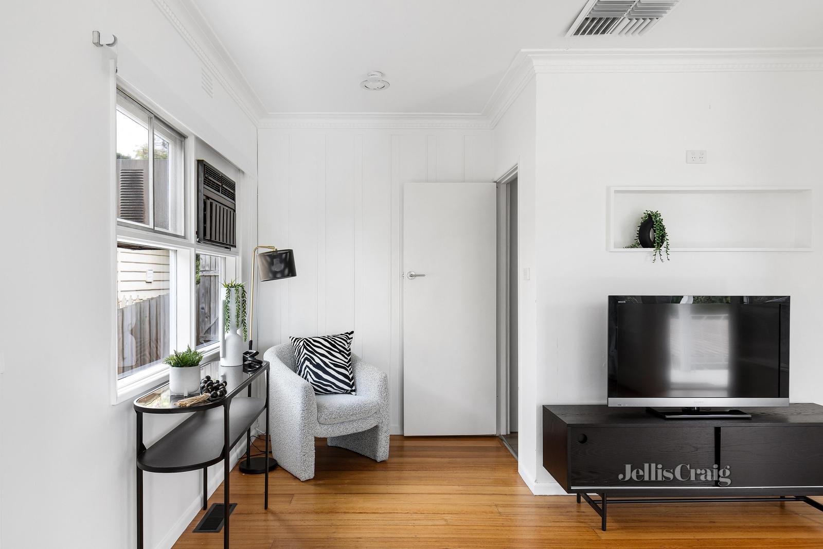 31 Miriam Street, Rosanna image 5