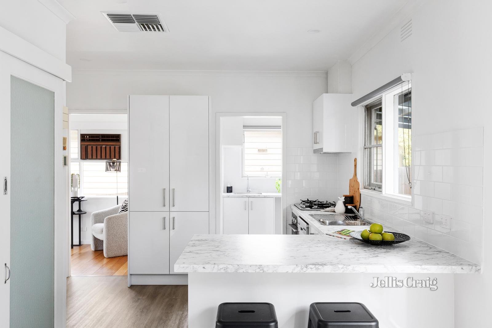 31 Miriam Street, Rosanna image 6