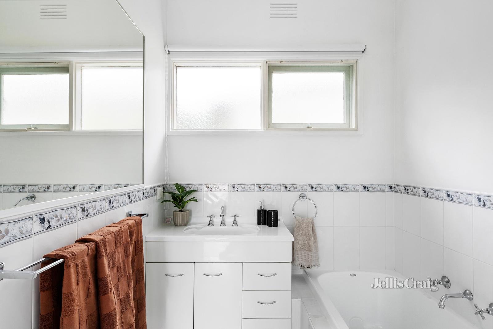 31 Miriam Street, Rosanna image 12