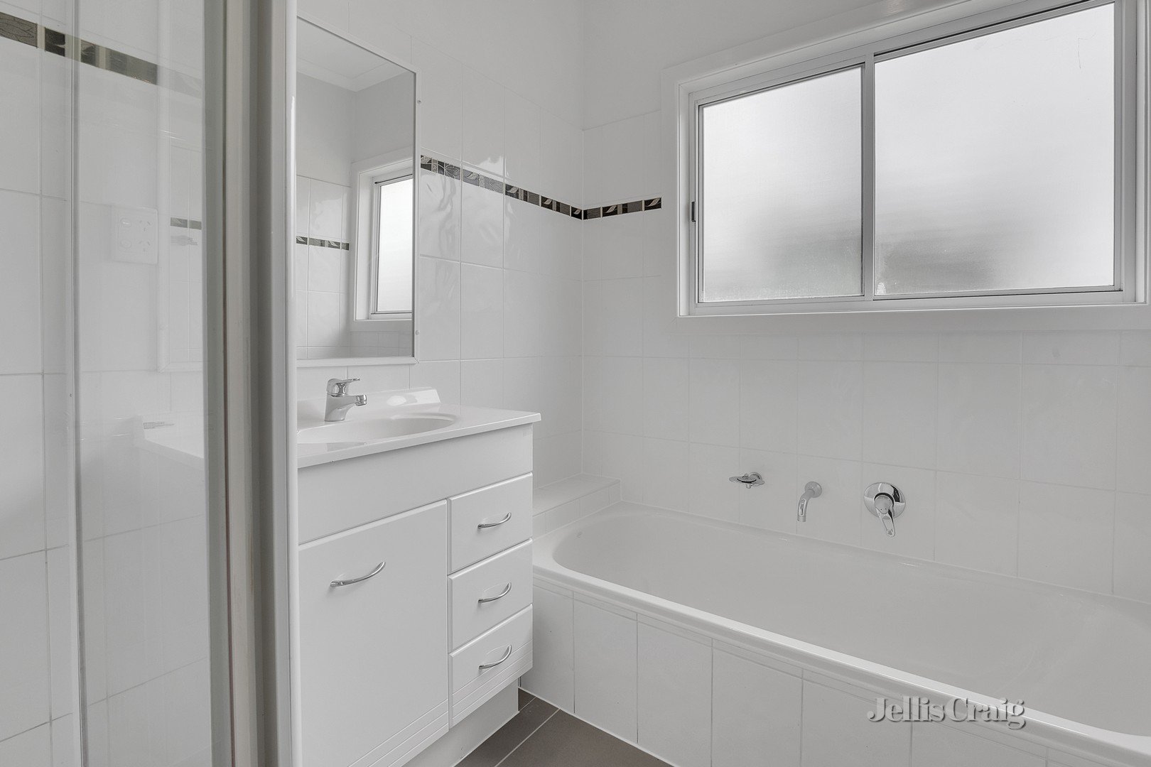 31 Myrtle Grove, Altona image 8