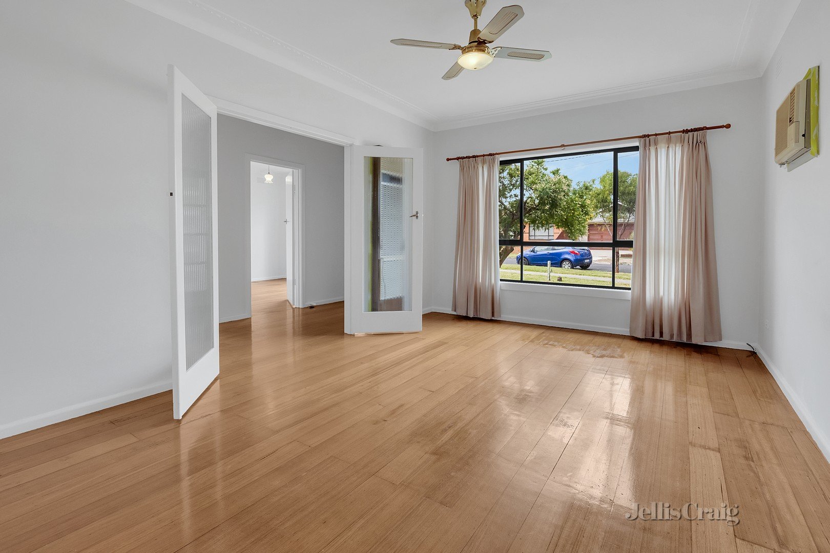 31 Myrtle Grove, Altona image 1