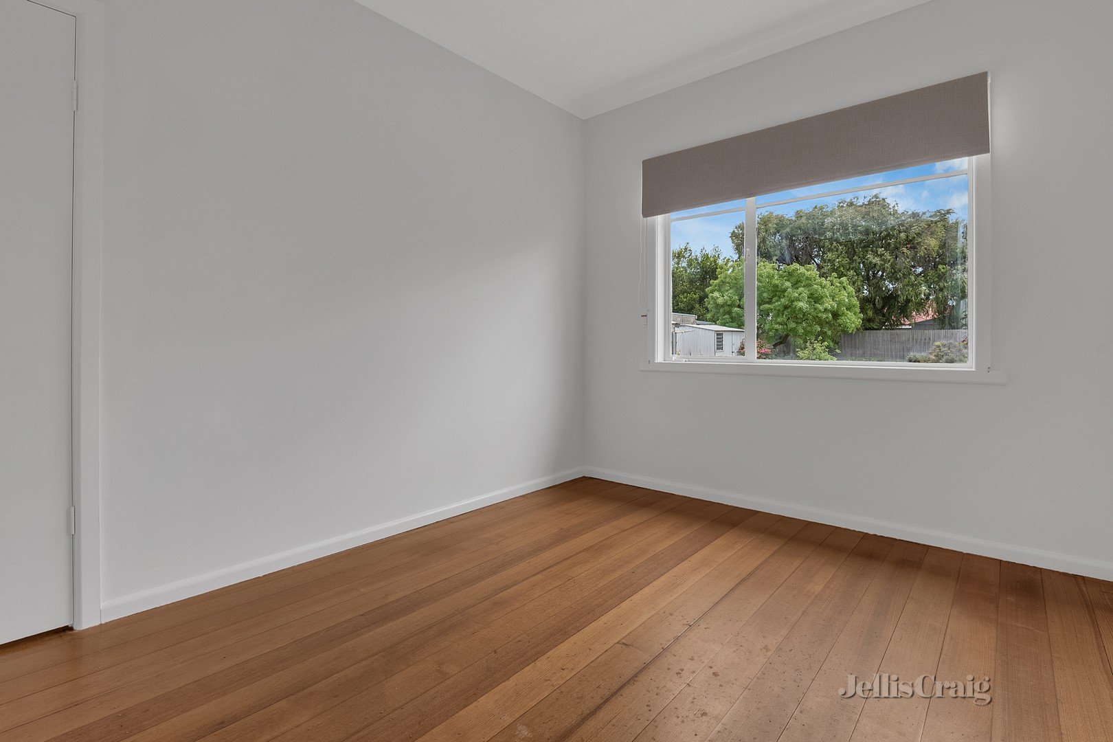 31 Myrtle Grove, Altona image 6