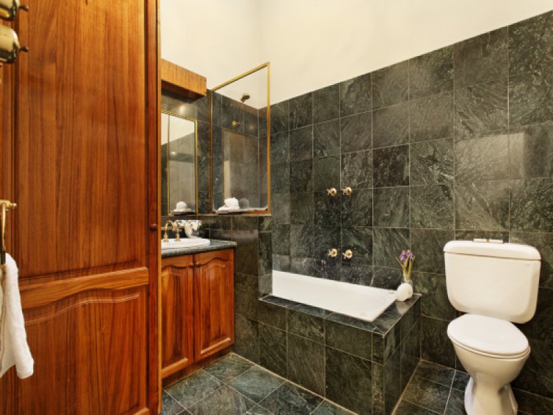 31 Nimmo Street, Middle Park image 6