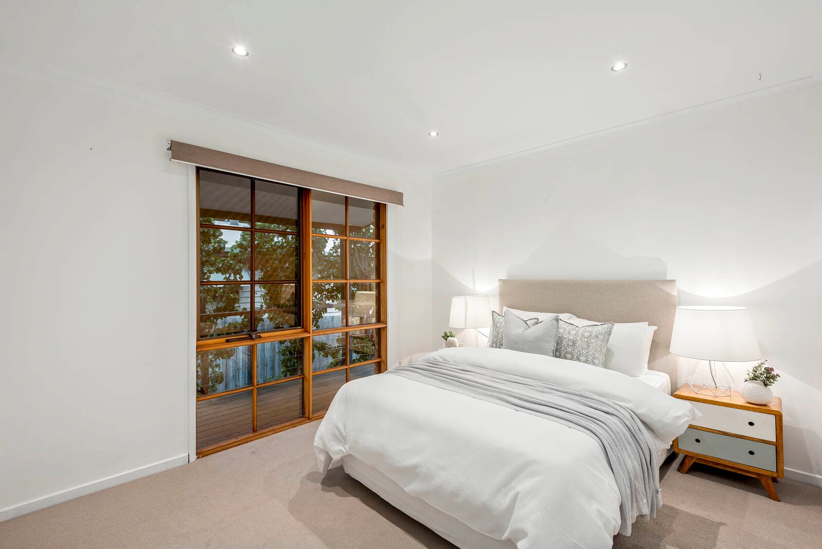 Property Gallery Thumbnail 9