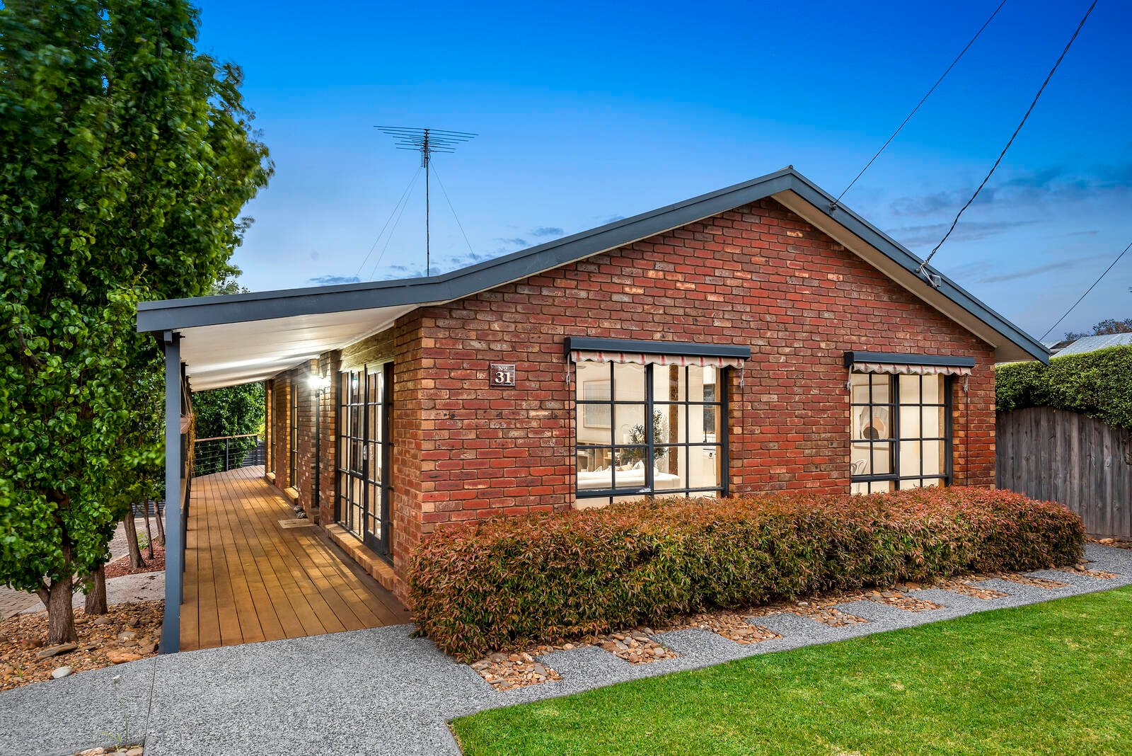 Property Gallery Thumbnail 14