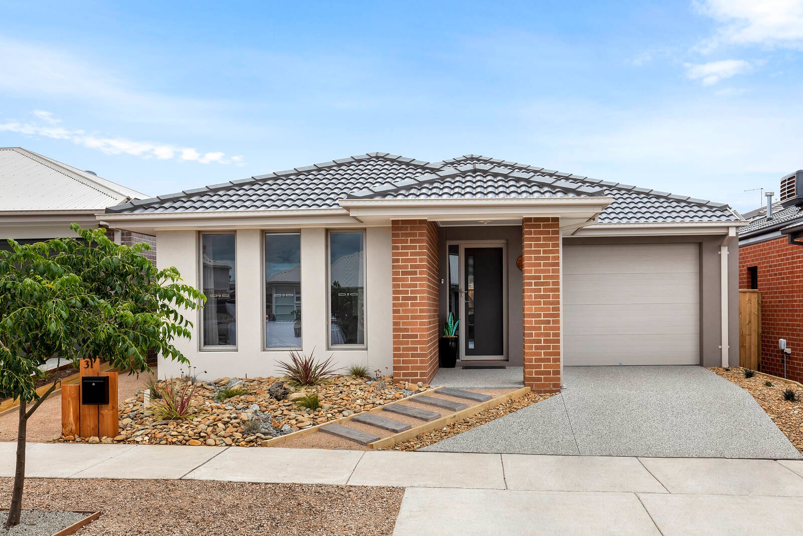 Property Gallery - Main Image