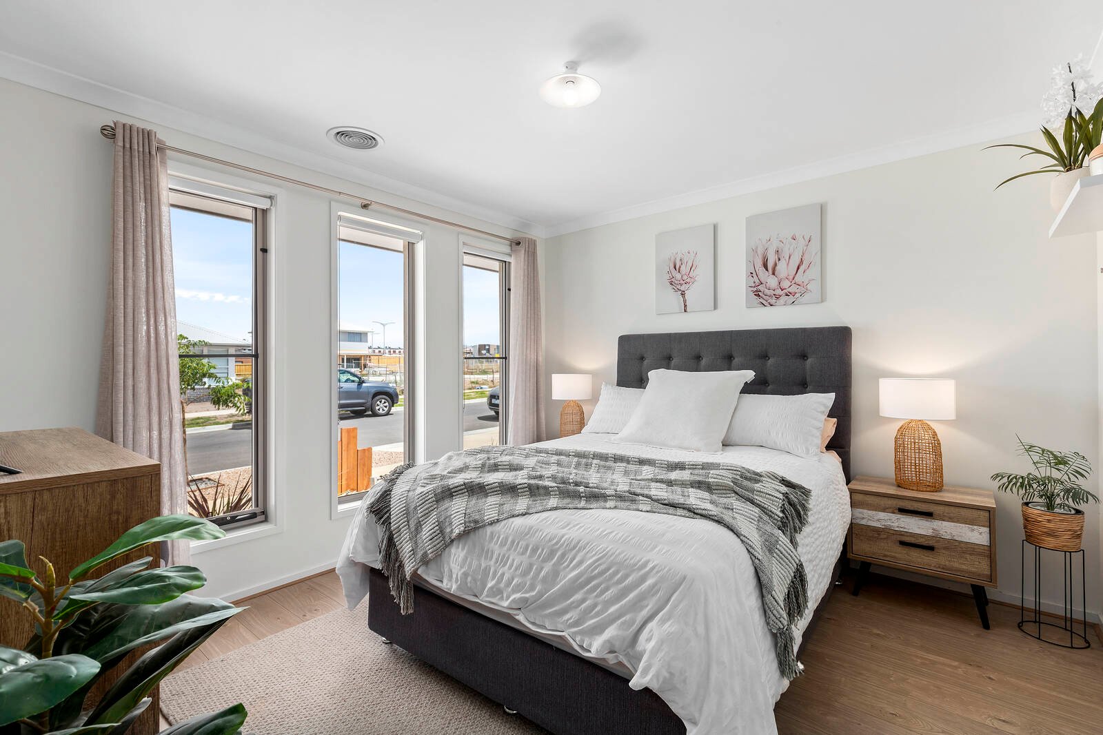 Property Gallery Thumbnail 5