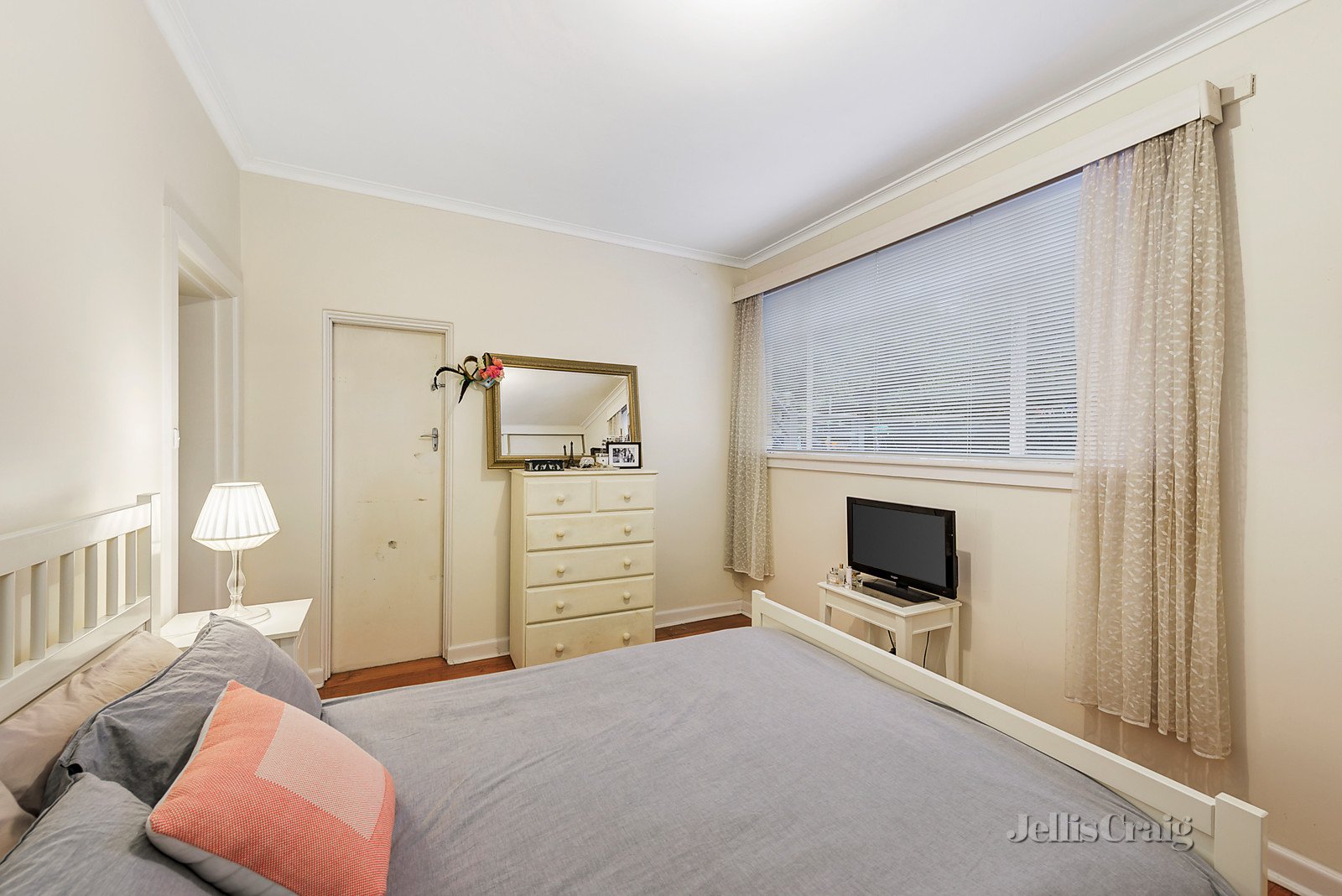 31 Peel Street, Kew image 8