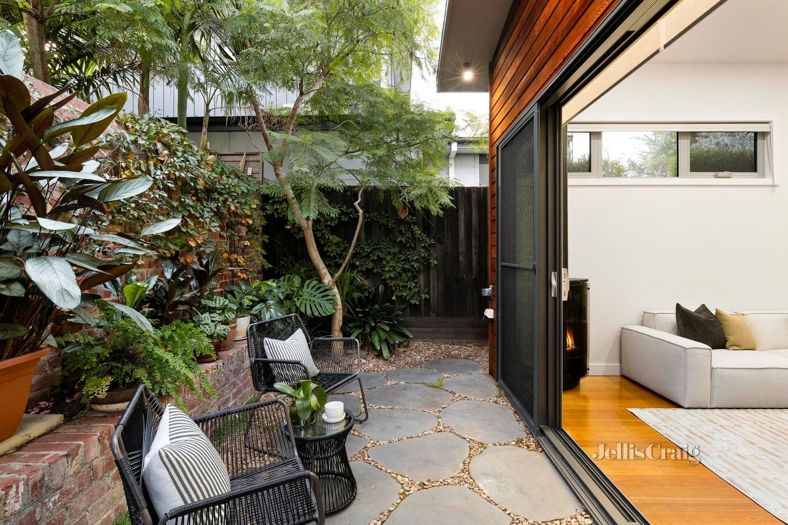 31 Quarrion Lane, Northcote image 6