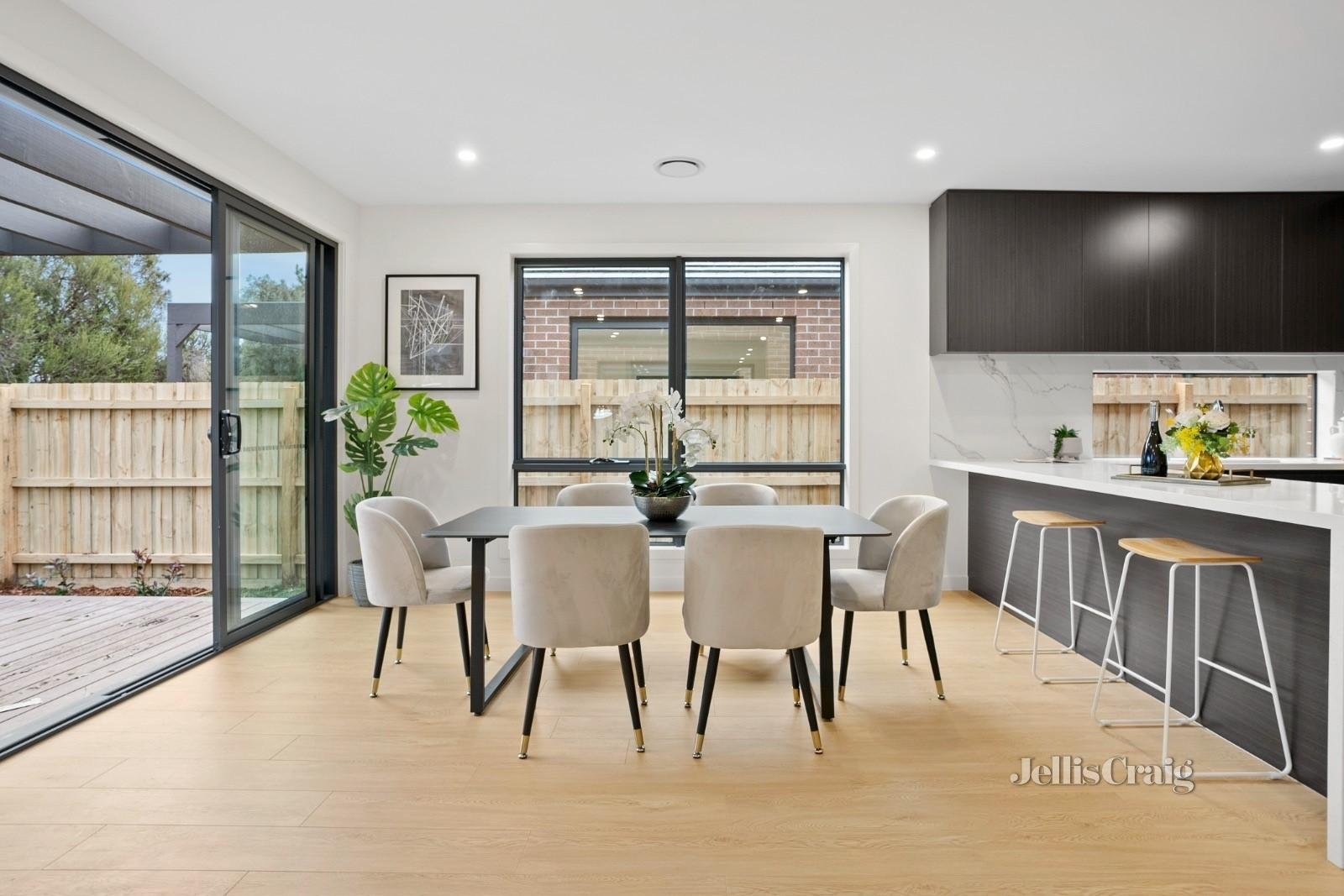 31 Ramsay Street, Bayswater North image 3