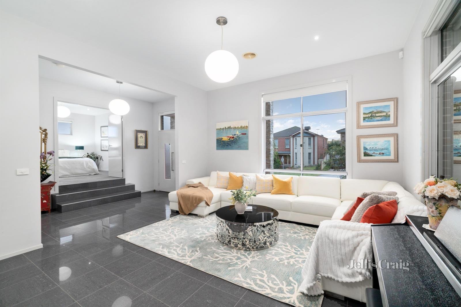 31 Reservoir Crescent, Rowville image 3