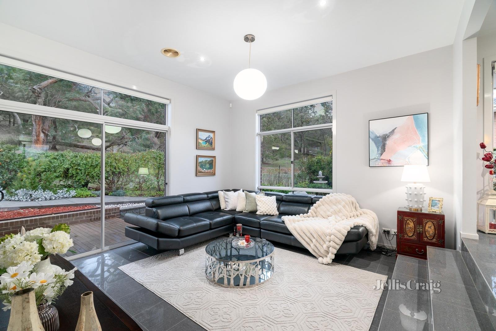 31 Reservoir Crescent, Rowville image 8