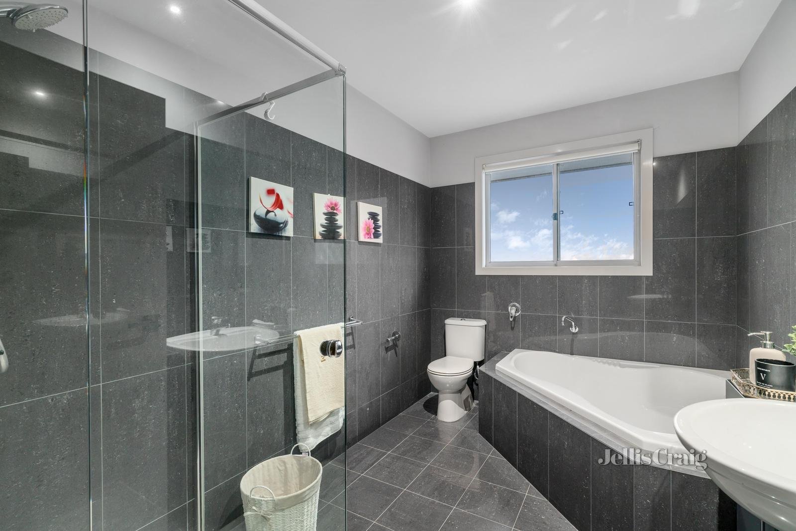 31 Reservoir Crescent, Rowville image 15