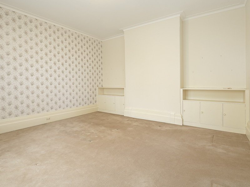31 Retreat Road, Newtown image 8