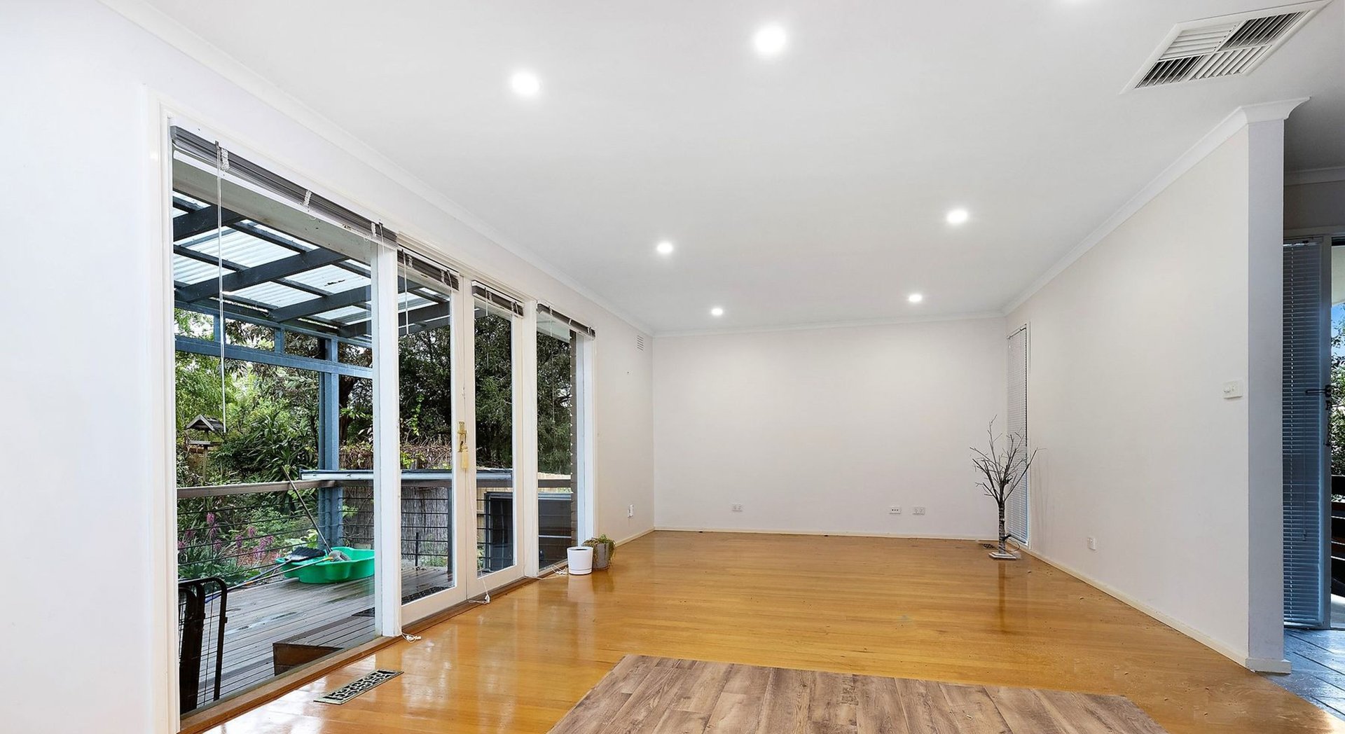 31 Rolloway Rise, Chirnside Park image 2