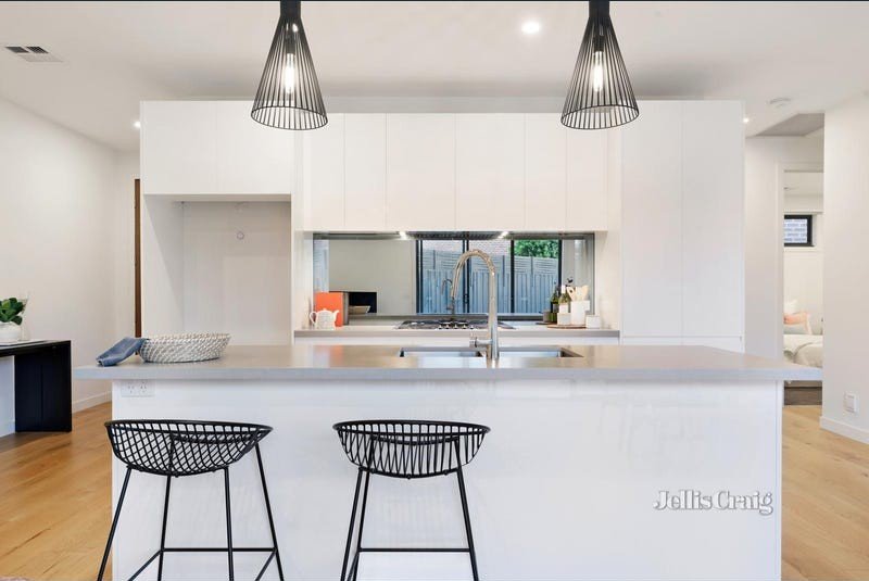 3/1 Romney Close, Moorabbin image 2