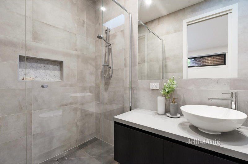 3/1 Romney Close, Moorabbin image 4