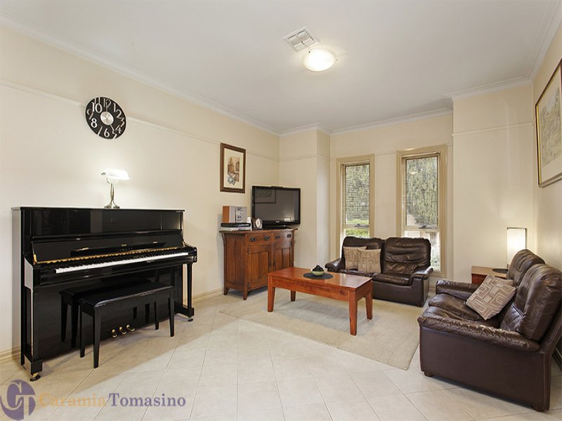 3/1 Rose Street, Altona image 2