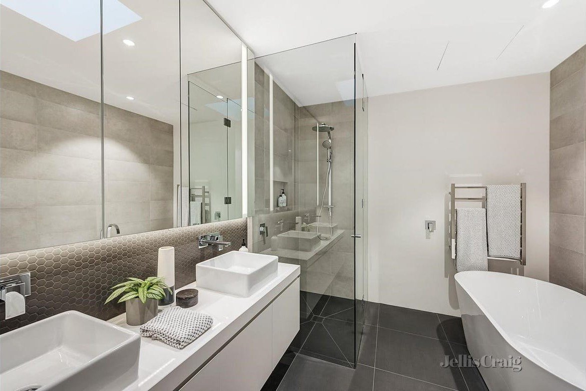 3/1 Roslyn Street, Brighton image 8