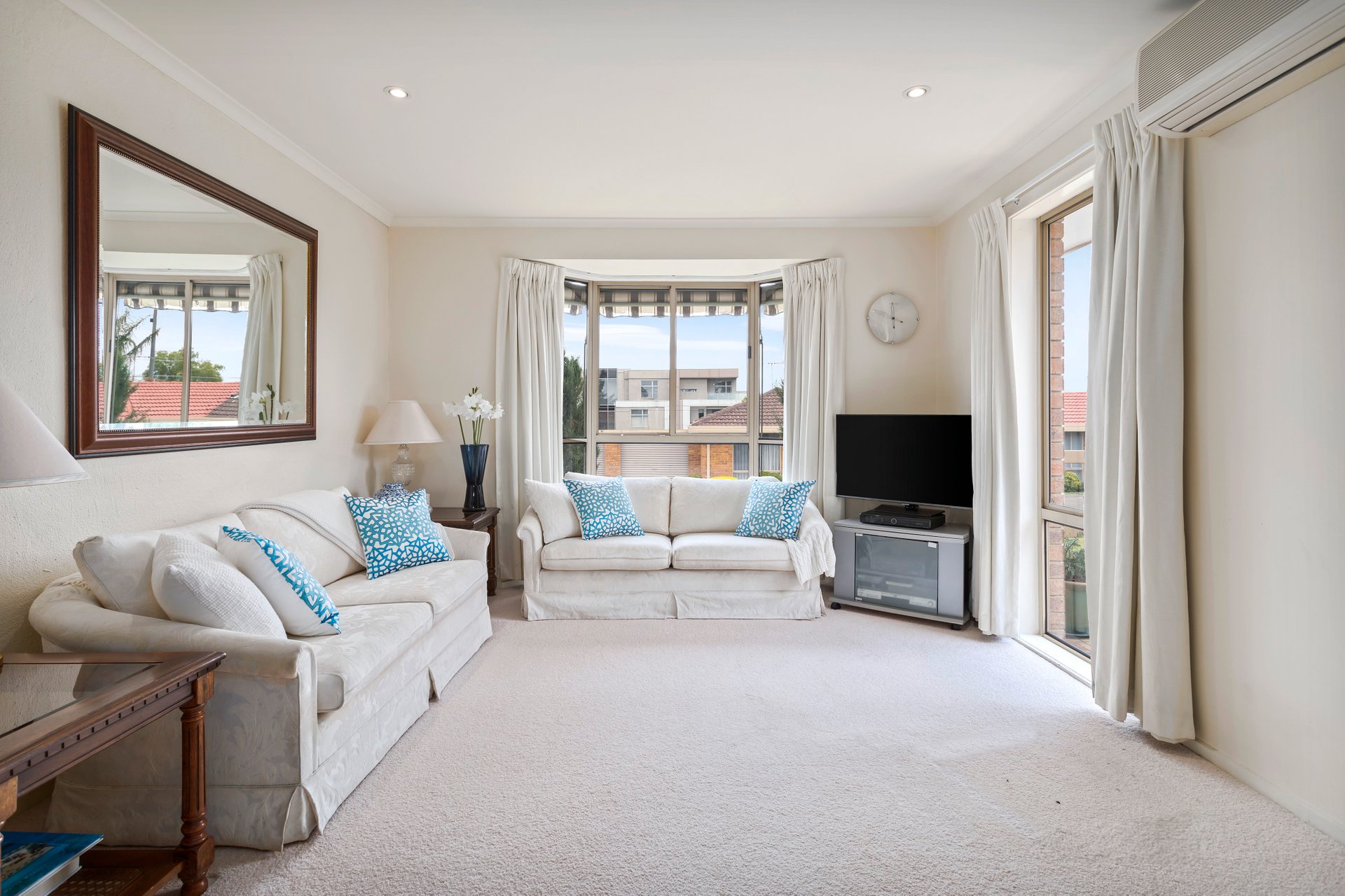 Property Gallery Thumbnail 3