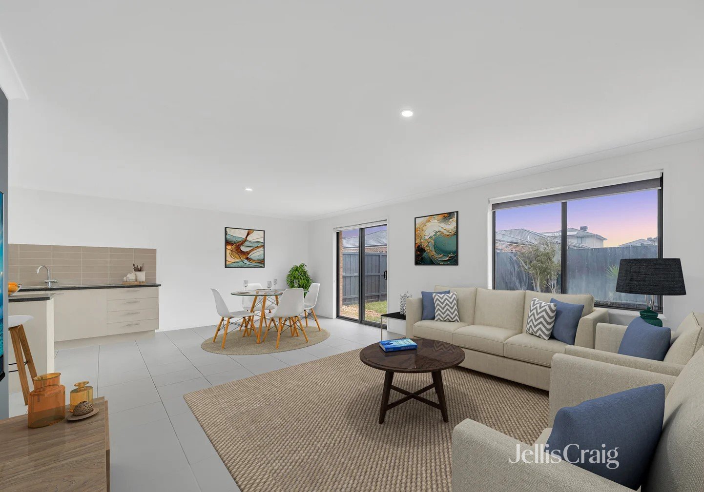 31 Smile Crescent, Wyndham Vale image 4