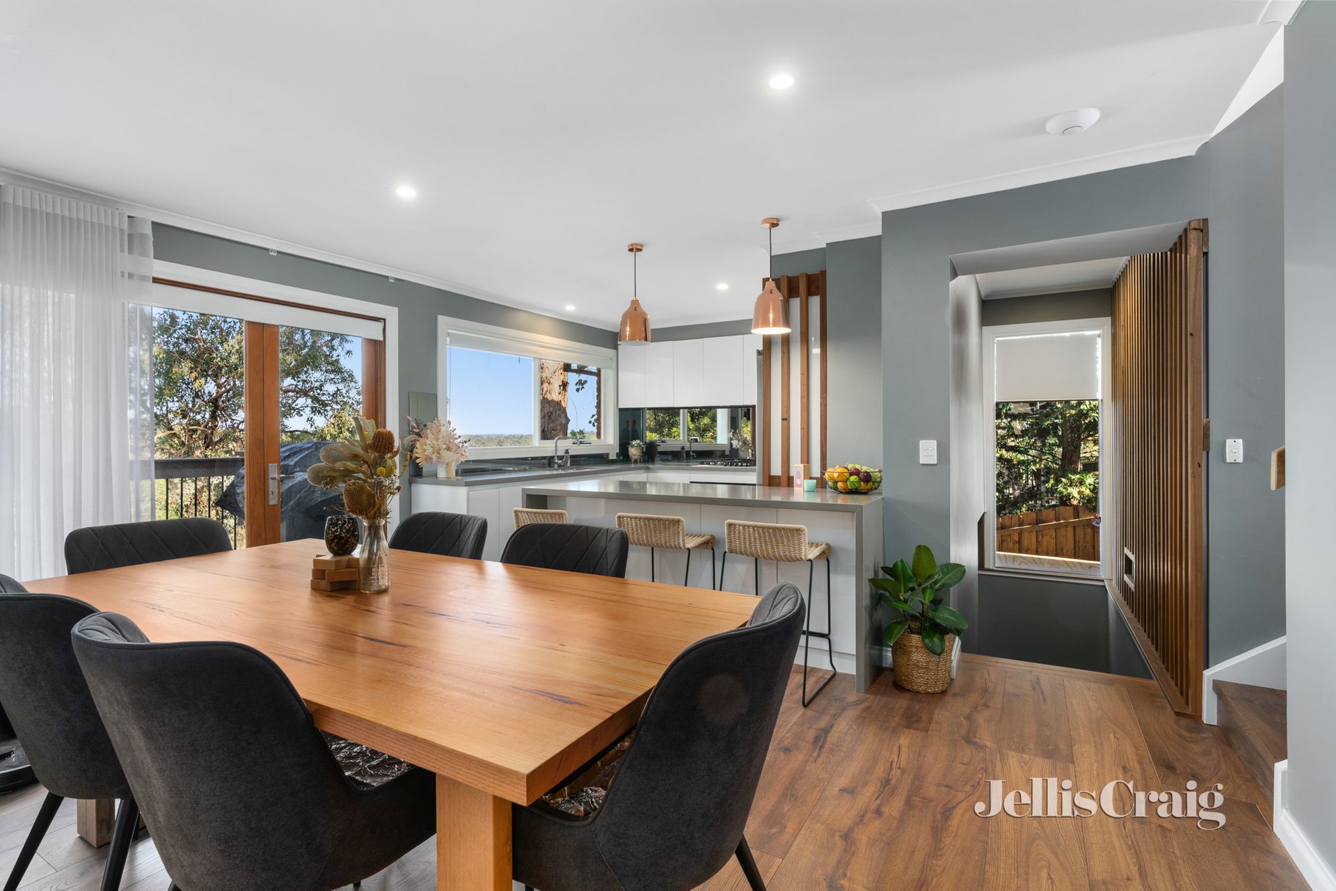 31 Snowball Rd, Eltham North image 4