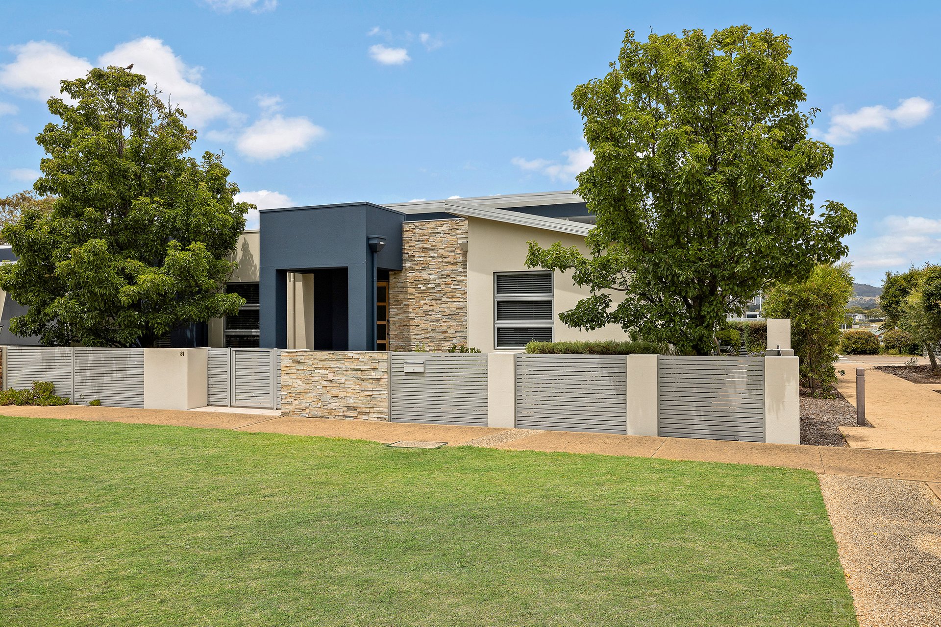 Property Gallery - Main Image