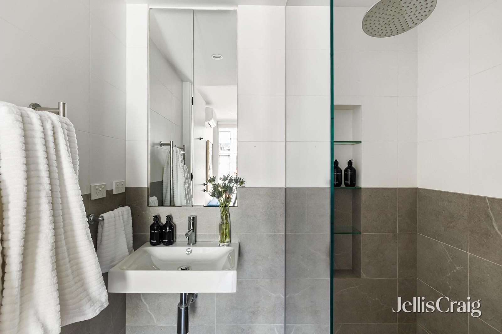 31 St Edmonds Road, Prahran image 12