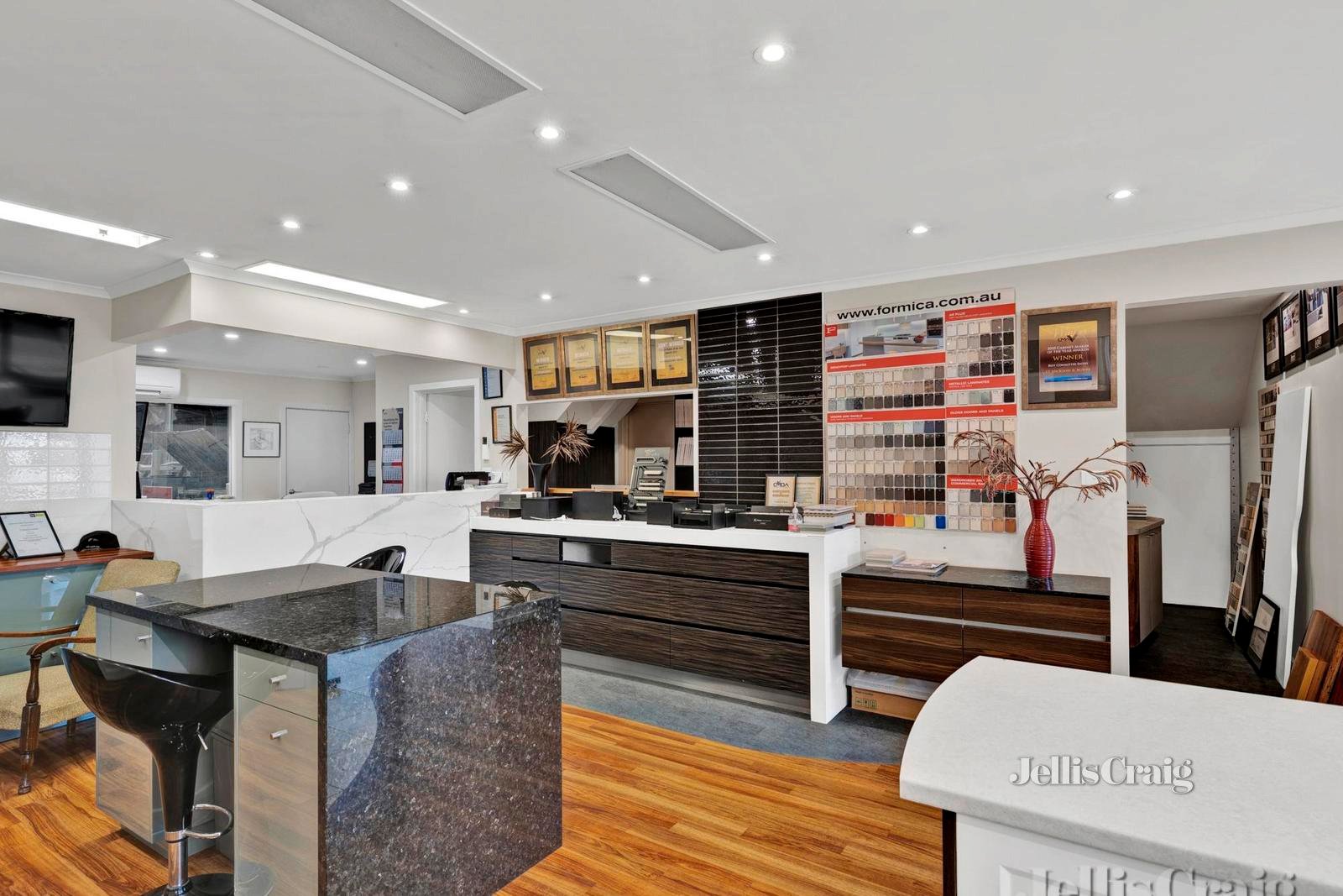 31 Susan Street, Eltham image 6