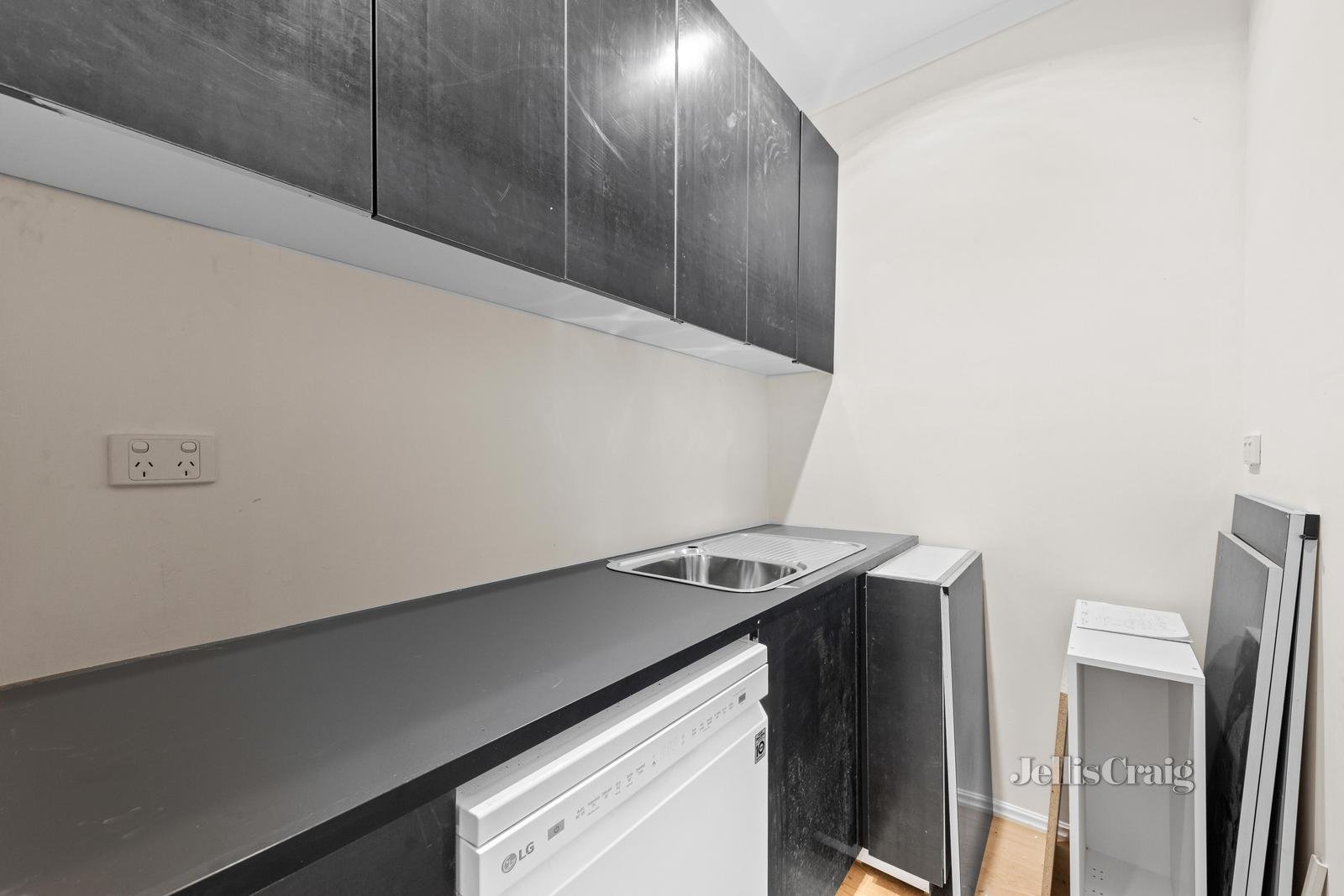 31 Susan Street, Eltham image 13