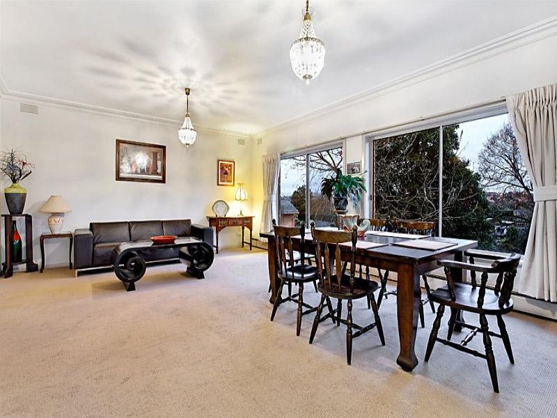31 Tannock Street, Balwyn North image 3