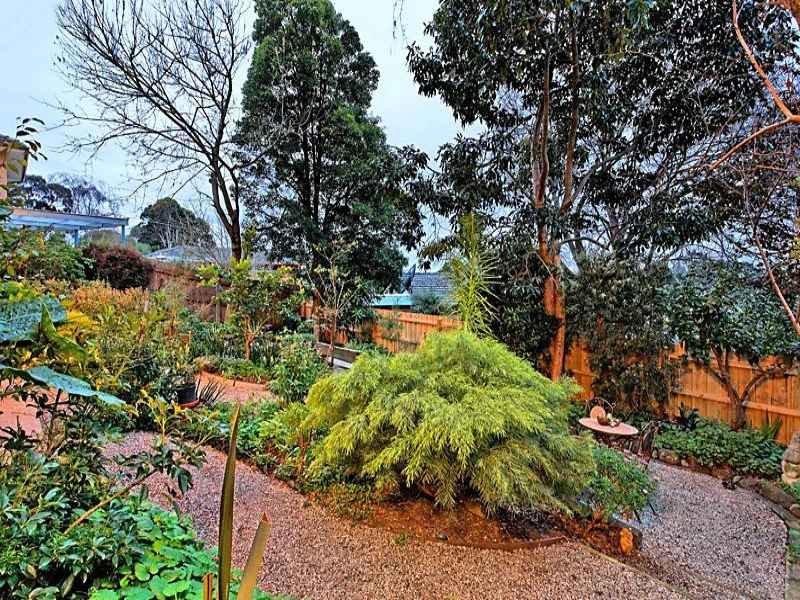 31 Tannock Street, Balwyn North image 7