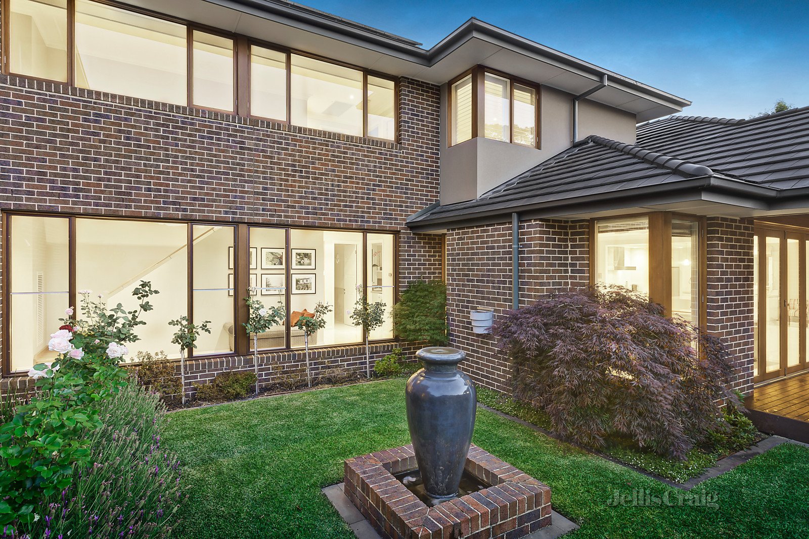 31 The Highway, Mount Waverley image 11