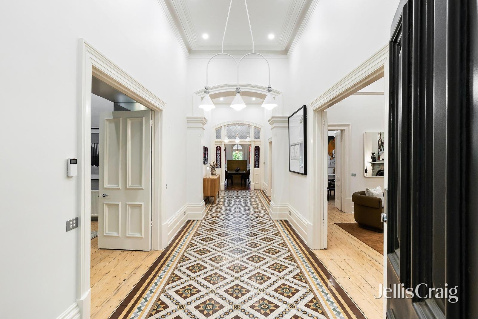 31 Vautier Street, Elwood image 5