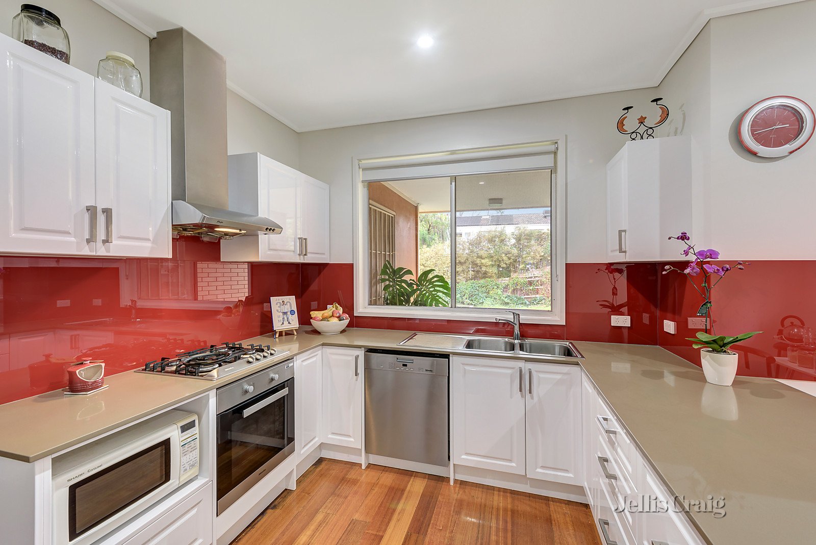 31 Viewhill Road, Balwyn North image 3