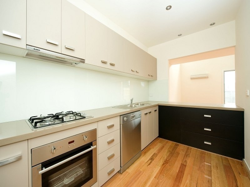 3/1 Walter Street,, Williamstown image 2