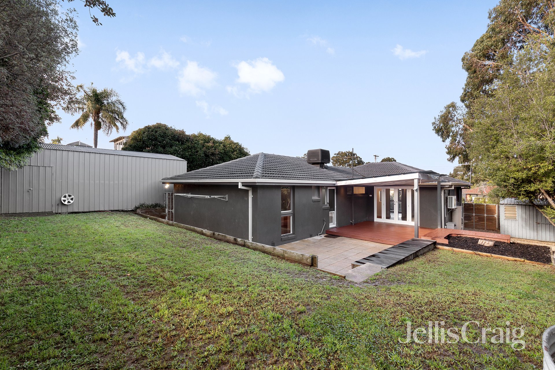 31 Warralong Avenue, Greensborough image 11