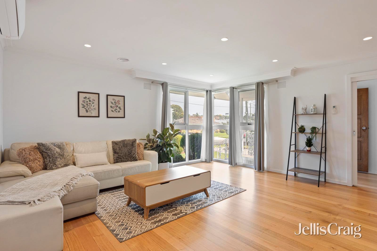 3/10-12 Paul Street, Doncaster image 2