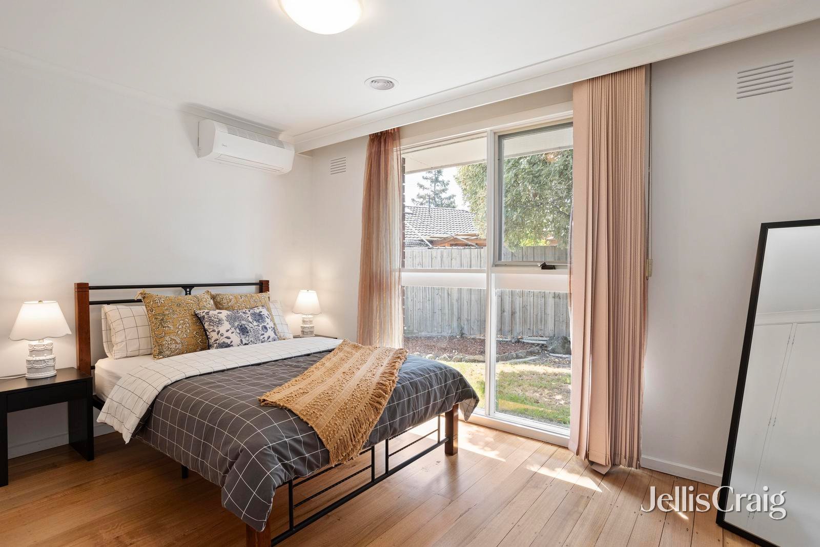 3/10-12 Paul Street, Doncaster image 5