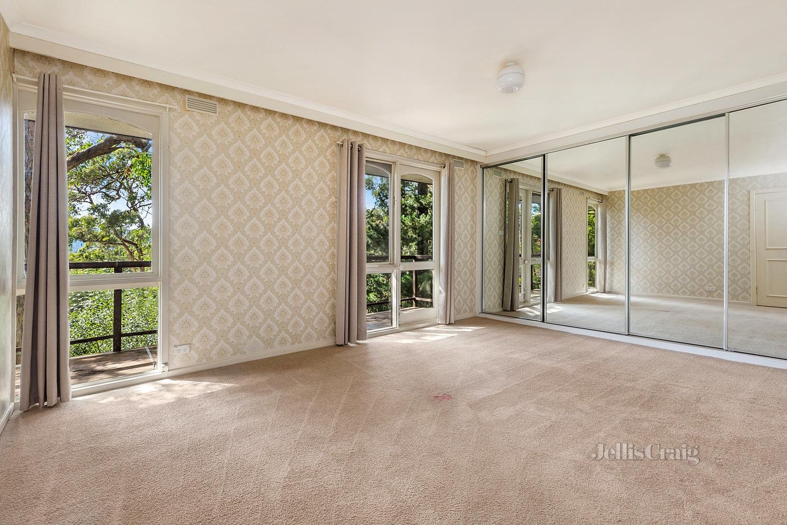 310 Ashbourne Road, Woodend image 11
