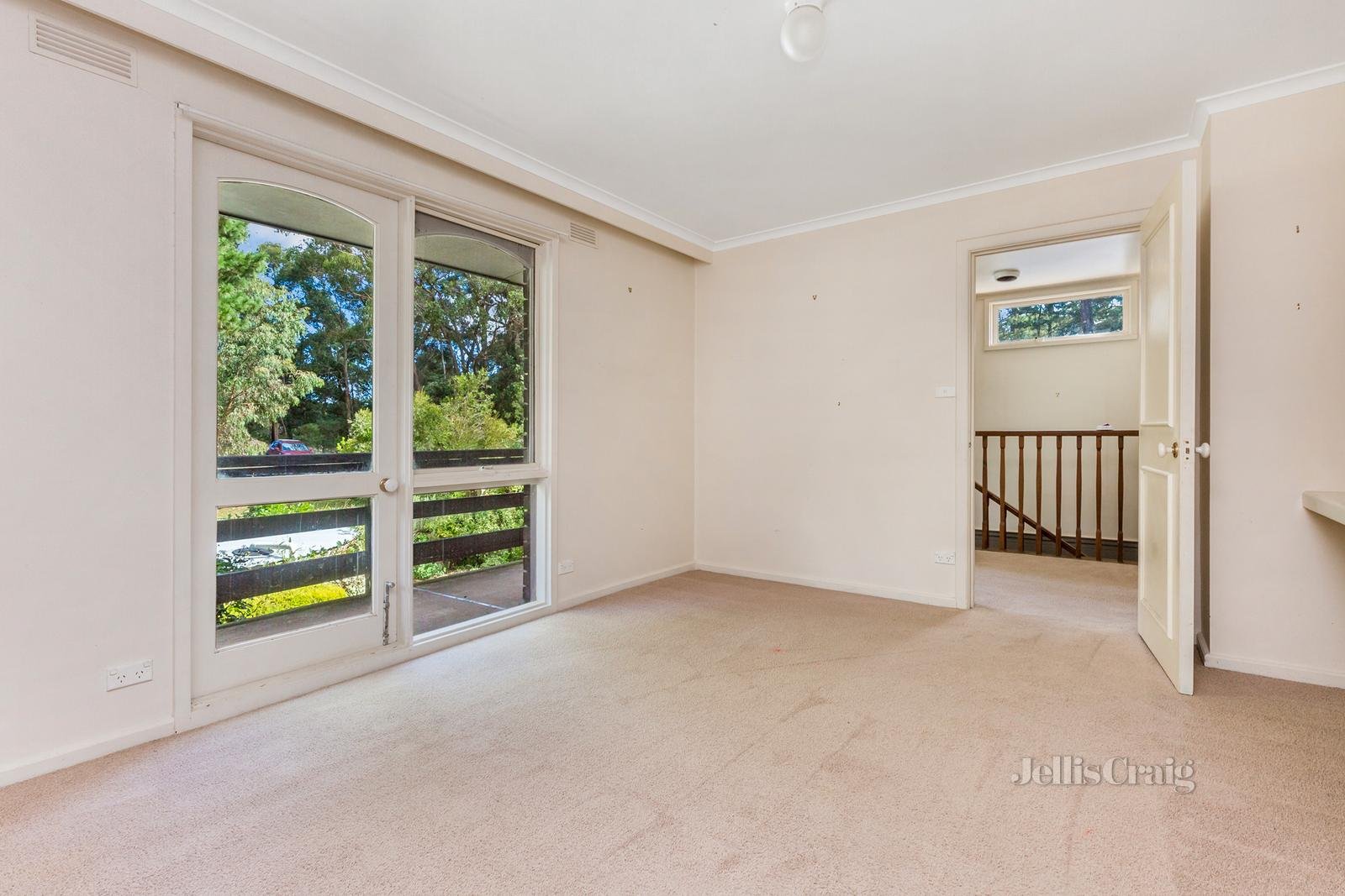 310 Ashbourne Road, Woodend image 13