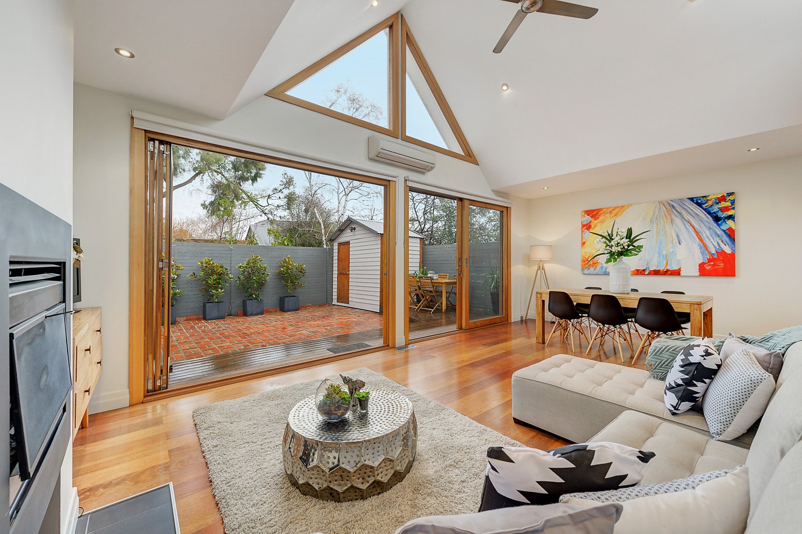 310 Barkers Road, Hawthorn image 2