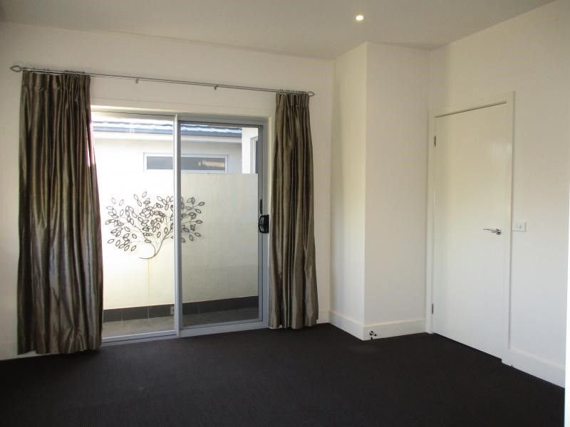 3/10 Blair Street, Bentleigh image 6