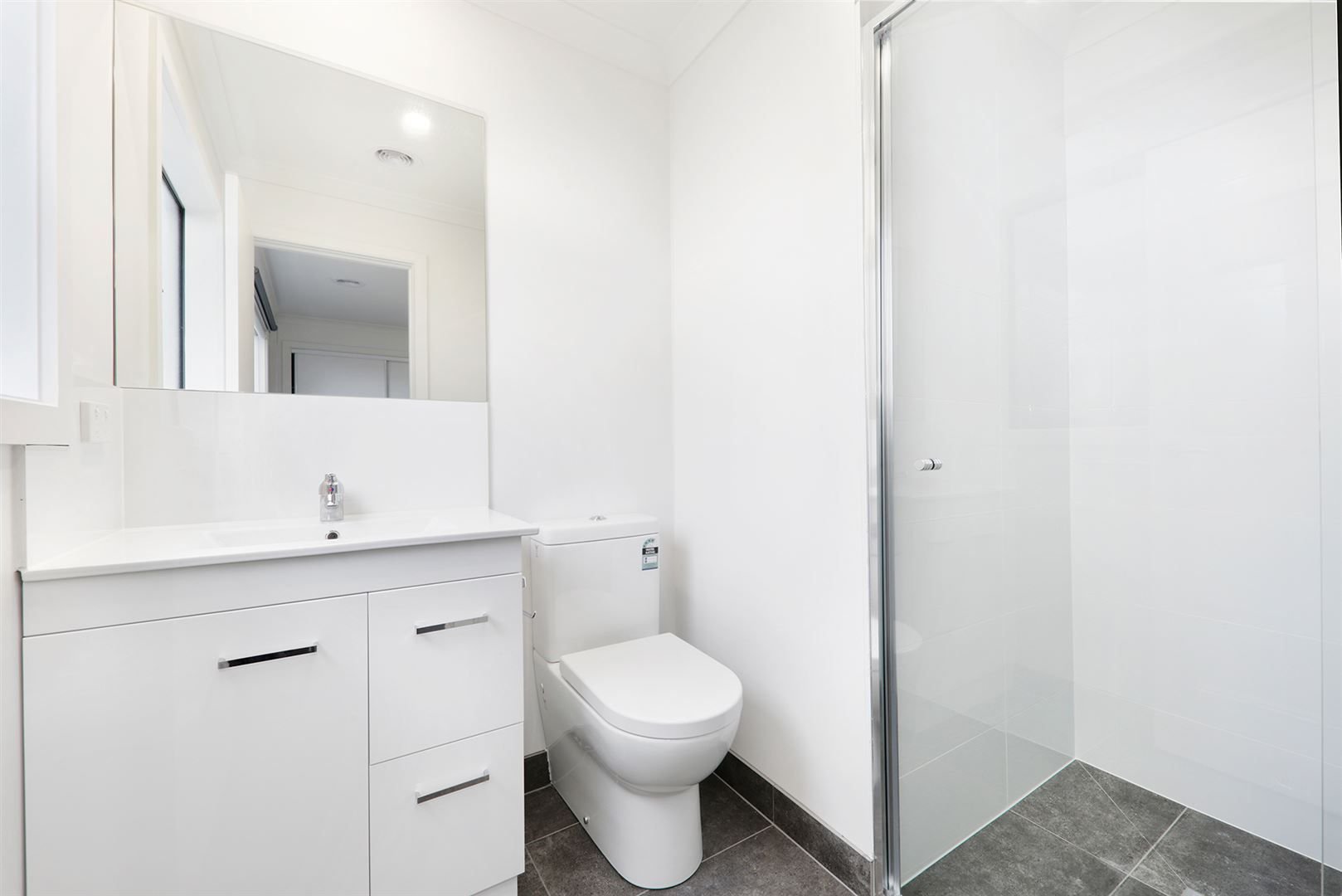 3/10 Burden Street, Springvale image 6