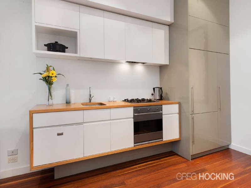 310 Esplanade East, Port Melbourne image 8