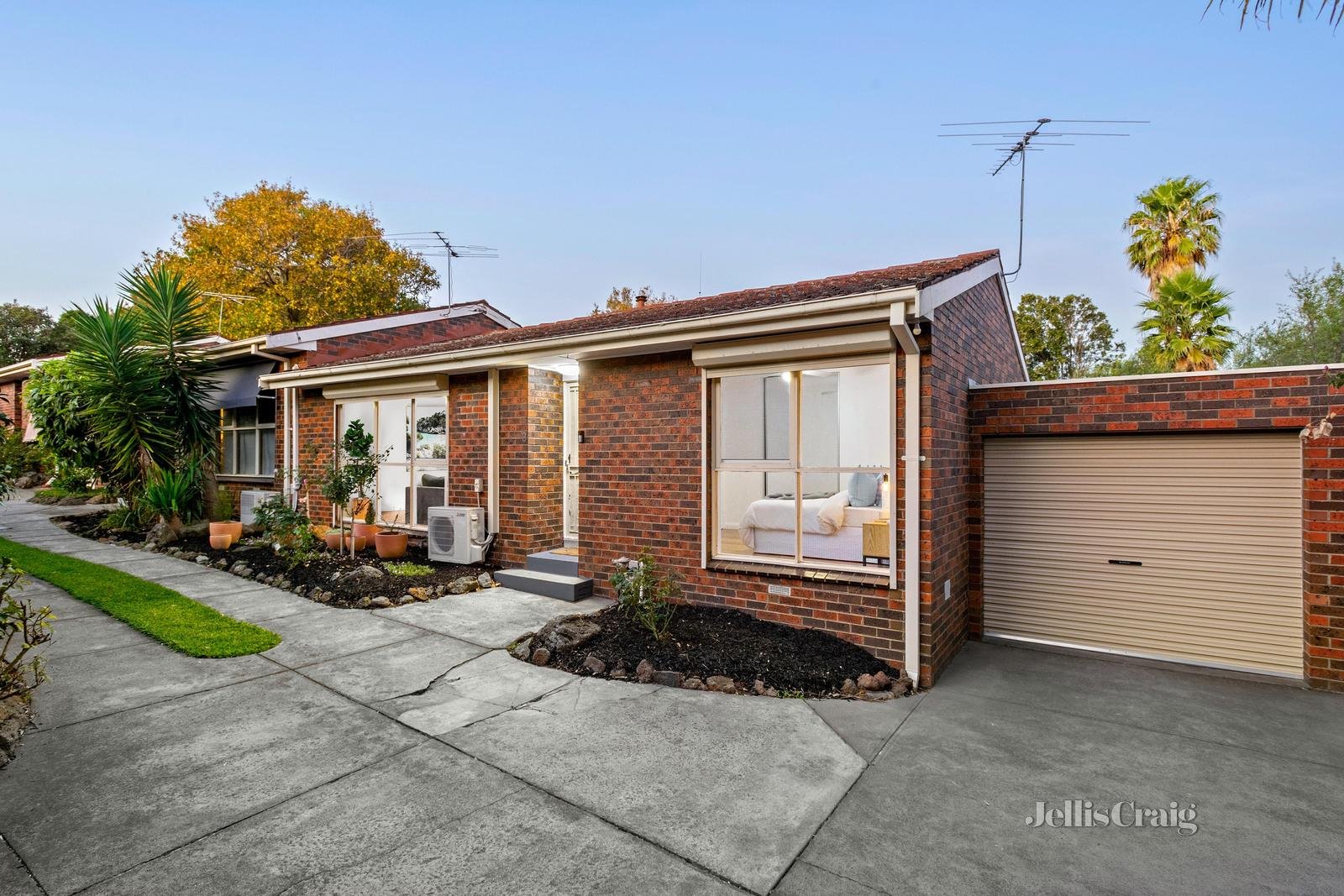3/10 Higham Street, Cheltenham image 1