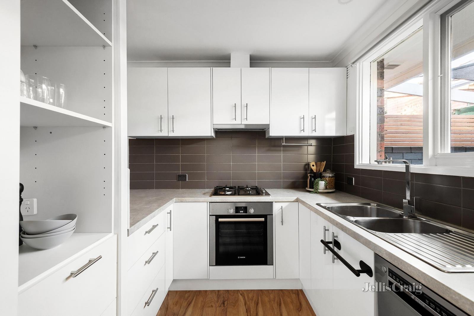 3/10 Higham Street, Cheltenham image 9