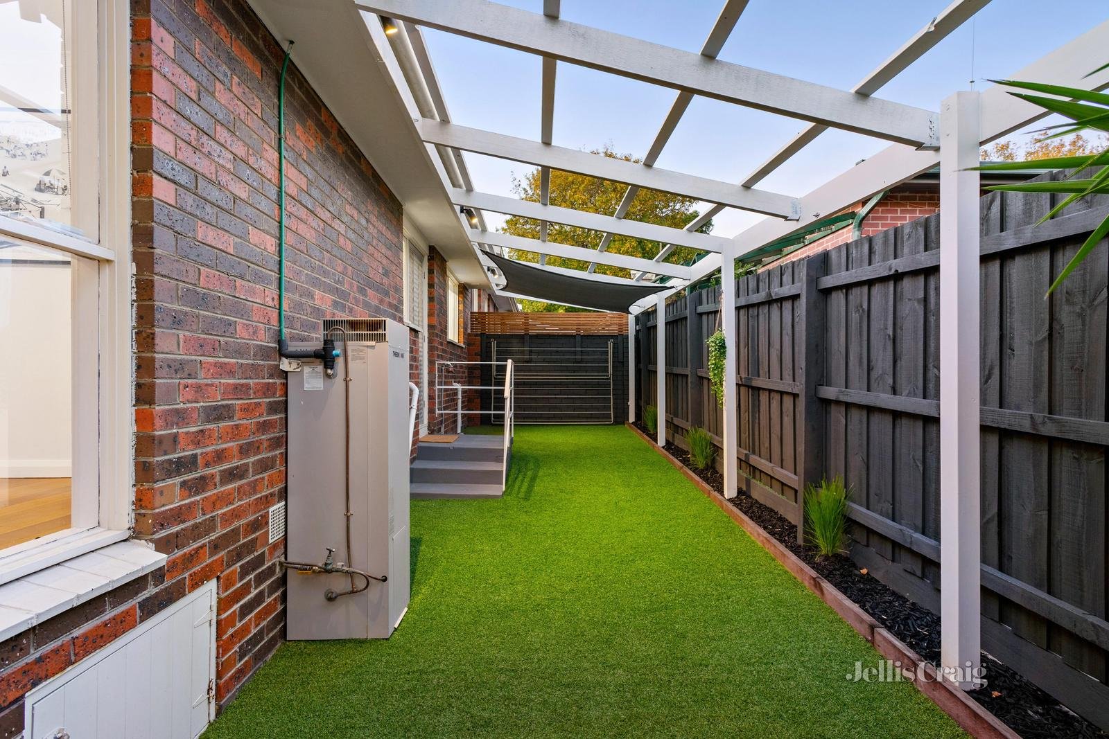 3/10 Higham Street, Cheltenham image 17